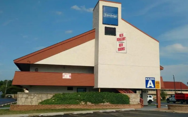 photo 2 of Travelodge South Holland