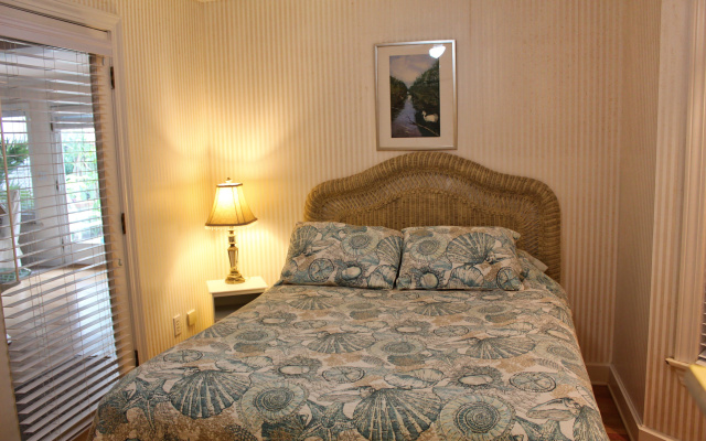 photo 2 of Treasure Island Beach Retreat Sleeps Up To 13