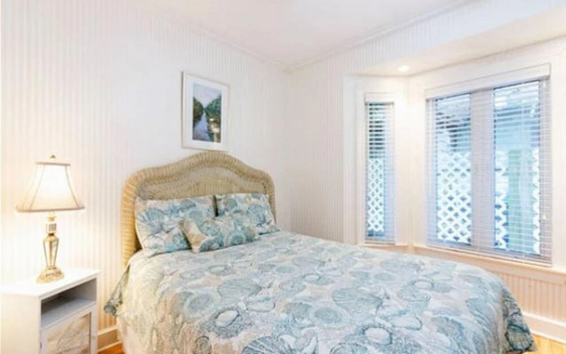 photo 5 of Treasure Island Beach Retreat Sleeps Up To 21