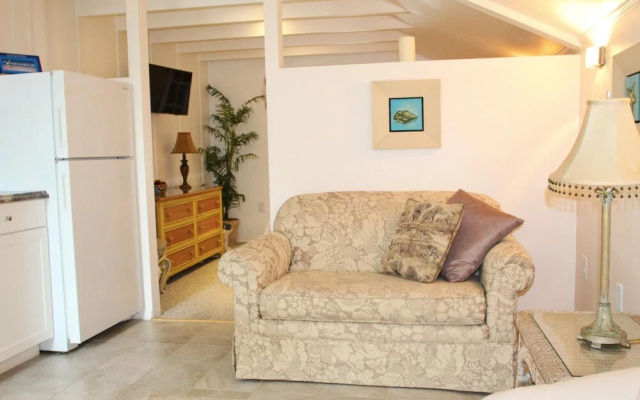 photo 5 of Treasure Island Beach Retreat Sleeps Up To 7
