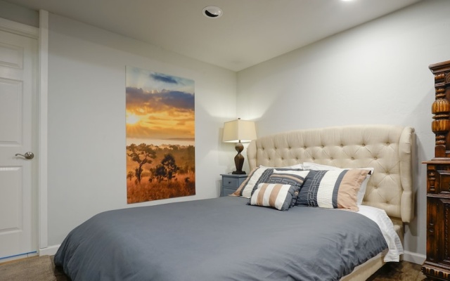 photo 5 of Treehouse San Francisco Airport North Sleeps 6