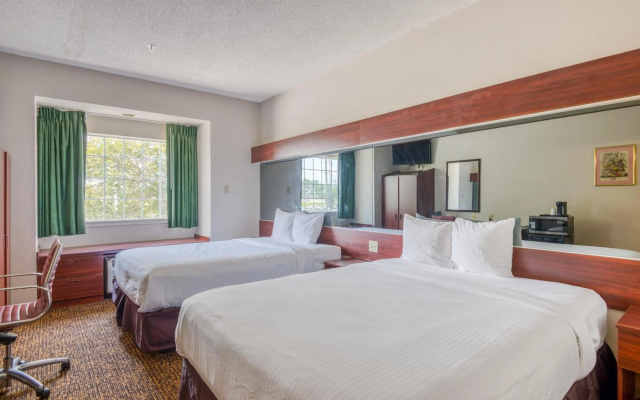 photo 5 of Trident Inn & Suites, Baton Rouge