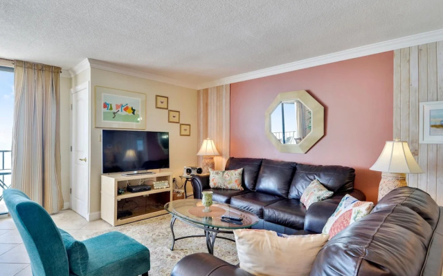 photo 4 of Trillium 4A Beach Front Condo With Private Balcony/amazing Views