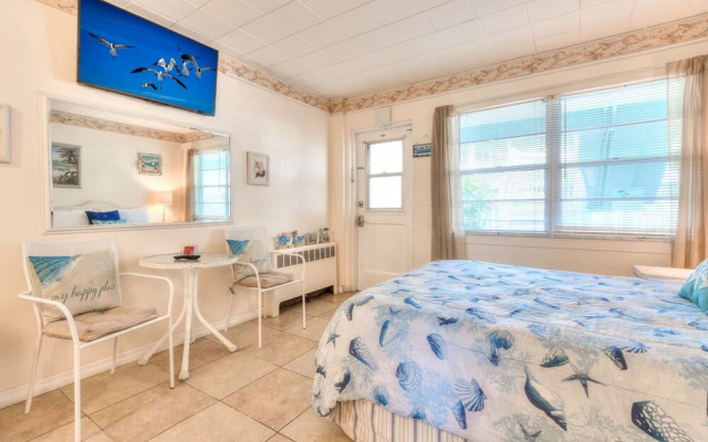 photo 3 of Tropic Terrace #16 - Beachfront Rental Studio Bedroom Home by Redawning