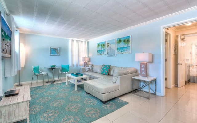 photo 4 of Tropic Terrace #40 - Beachfront Rental 2 Bedroom Condo by Redawning
