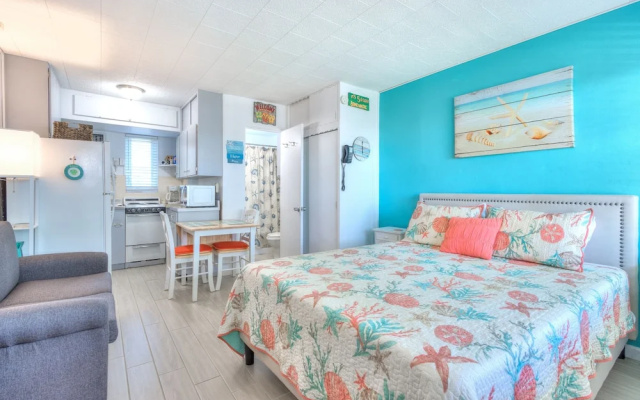 photo 3 of Tropic Terrace #56 - Beachfront Rental 1 Bedroom Condo by Redawning