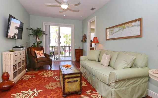 photo 5 of Tropical Daze Down 3 Bedrooms 2 Bathrooms Home