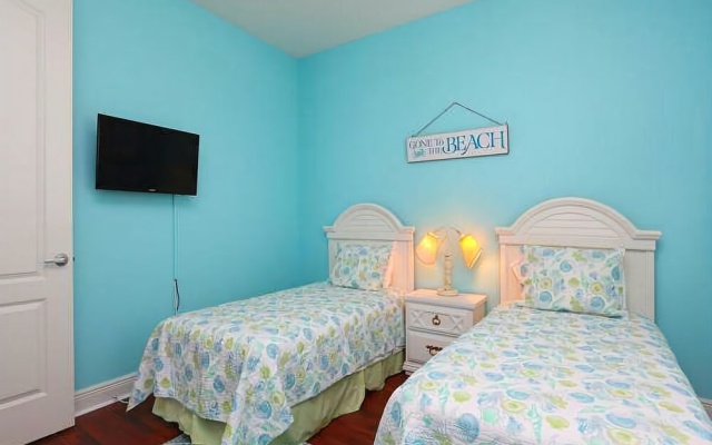 photo 4 of Tropical Daze Upper 3 Bedrooms 2 Bathrooms Home