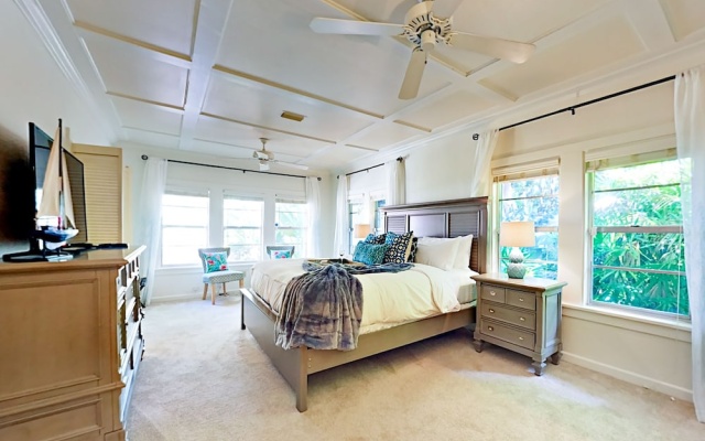 photo 4 of Tropical El Cid Bungalow #main Home - Front 2 Bedrooms 2 Bathrooms Cot