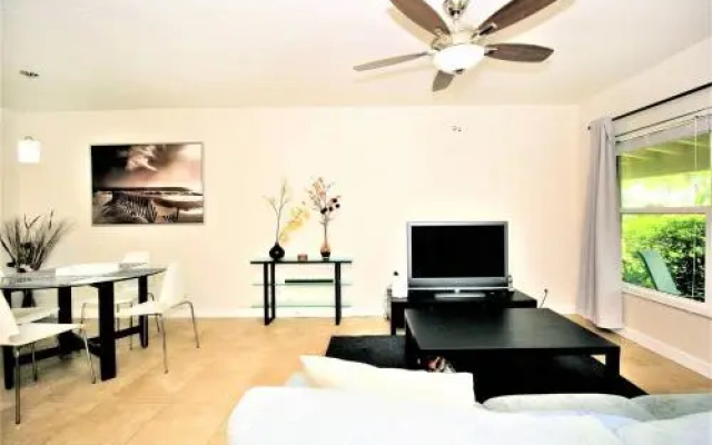 photo 2 of Tropical Getaway - 628A