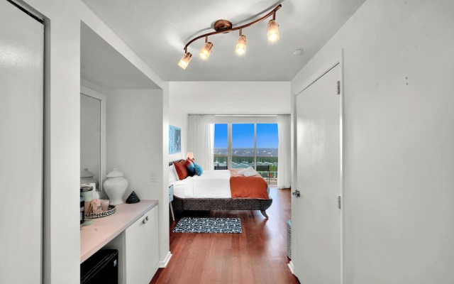 photo 5 of Tropical Paradise - Spacious 3-Bedroom