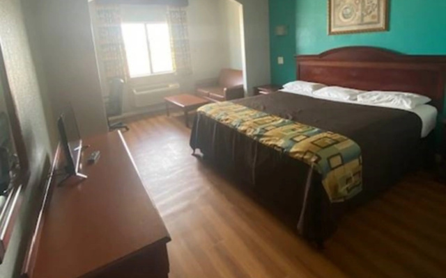 photo 2 of Tropicana Inn and Suites