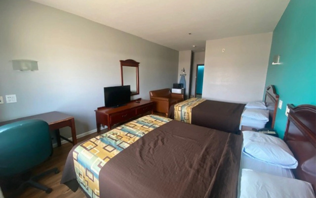 photo 5 of Tropicana Inn and Suites