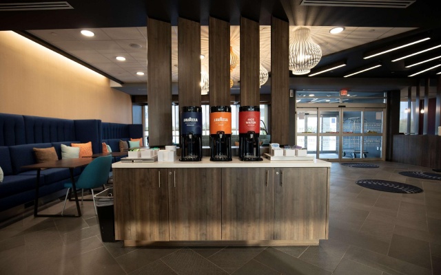photo 2 of TRU By Hilton Allen Dallas