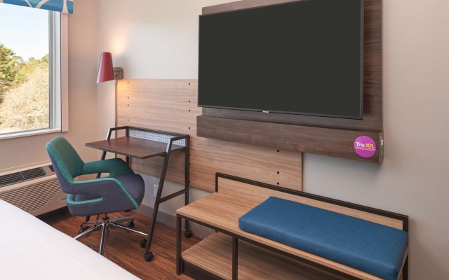 photo 5 of Tru by Hilton Jacksonville South Mandarin