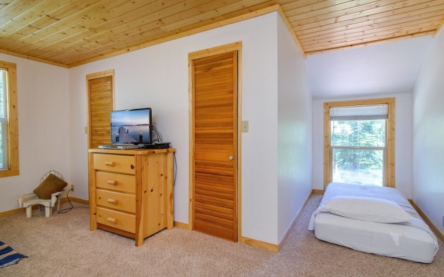 photo 4 of True Tahoe – Classic Cabin - 4 Br cabin by RedAwning