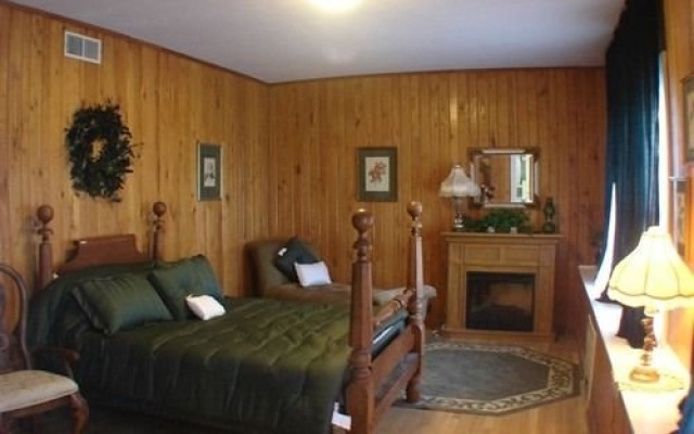 photo 3 of Tuckasiegee River Mountain Lodge