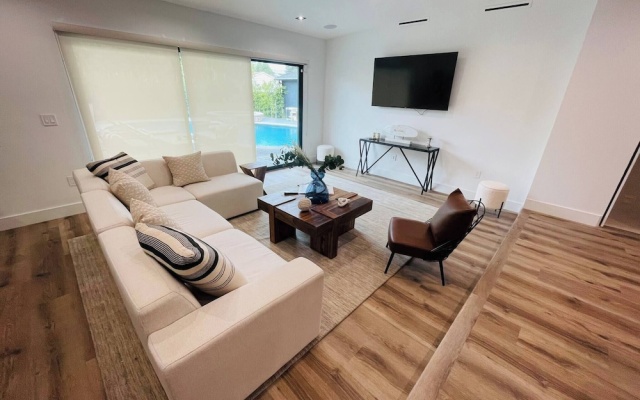 photo 4 of Tulum Style In Sherman Oaks