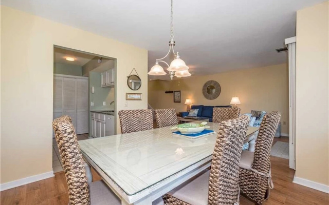 photo 3 of Turnberry Village 291 - Three Bedroom Condo