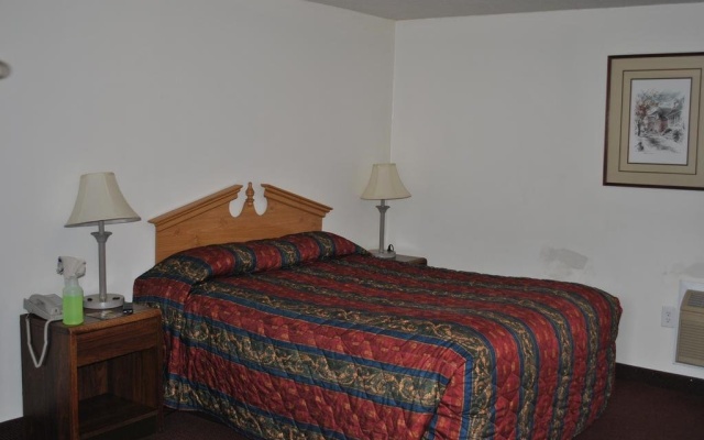 photo 3 of Turnpike Motel
