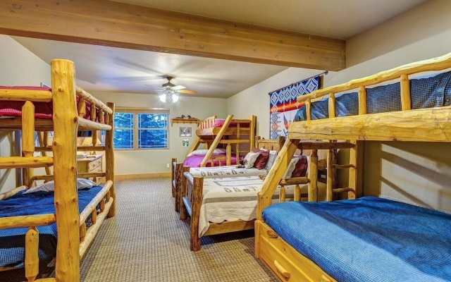 photo 4 of Twin Eagles Lodge