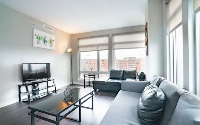 photo 3 of Two Bedroom apartment near waterfront 2 Apts by RedAwning