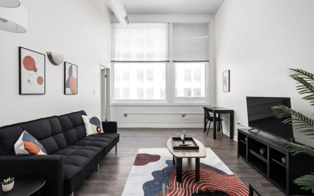 photo 4 of TWO CozySuites Apt w Skybridge Access 2
