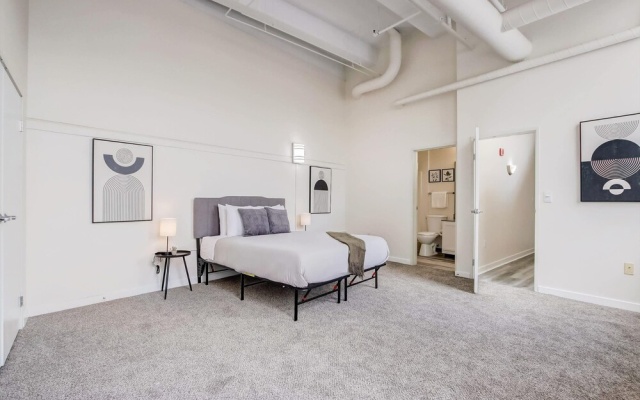 photo 3 of TWO CozySuites Apt w Skybridge Access 4
