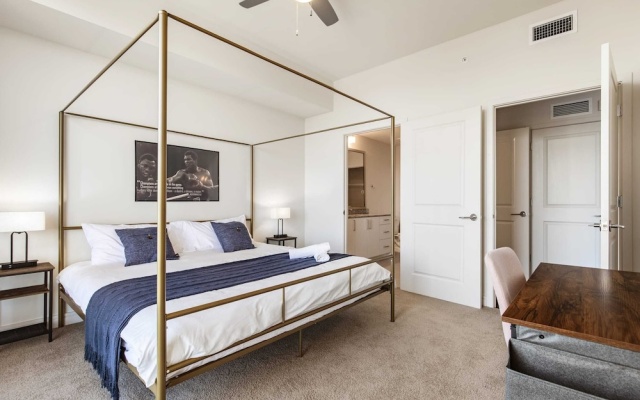 photo 2 of TWO Luxurious Highrises by Cozysuites