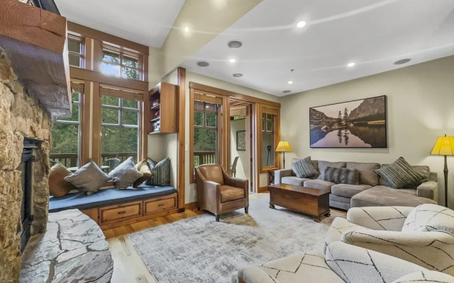 photo 3 of Spacious Town Home, Short Walk to Lifts, Private Hot Tub - 144C by Redawning