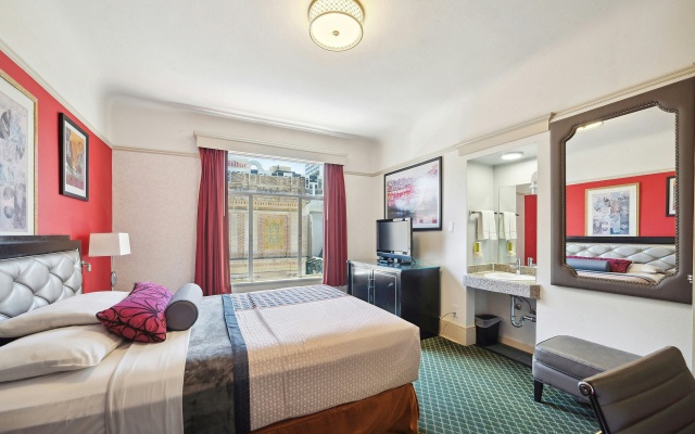 photo 5 of Union Square Plaza Hotel