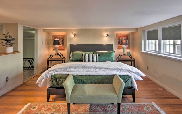 photo 3 of Updated Apartment in Historic Dtwn Marshall!