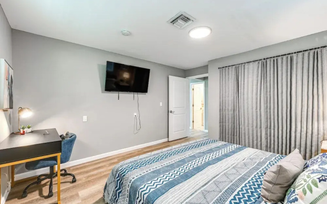 photo 3 of Updated Bonita Springs Home < 2 Mi to Beach!