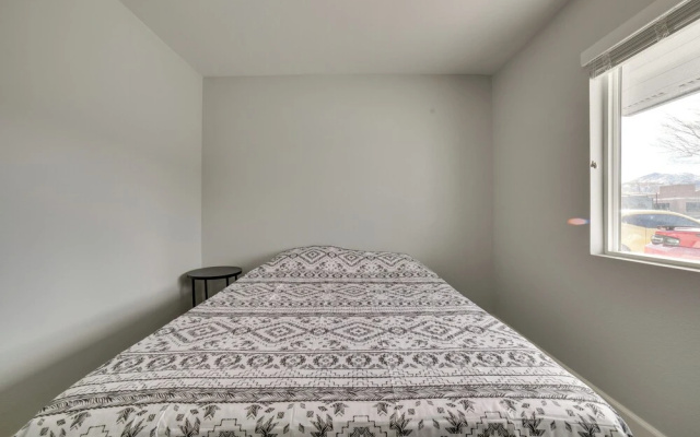 photo 2 of Updated Hawthorne Apartment, 12 Mi to Walker Lake!