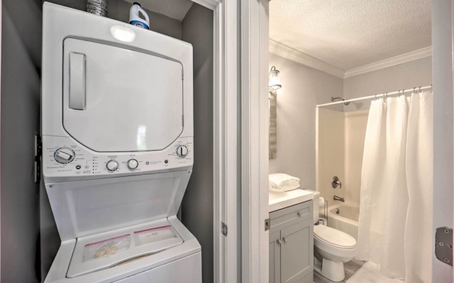 photo 4 of Updated Wilmington Retreat ~ 2 Miles to Uncw!