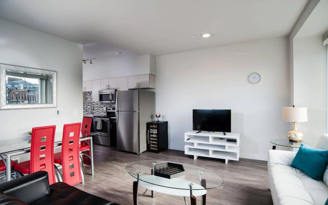 photo 4 of Upscale Apartments in Stadium District