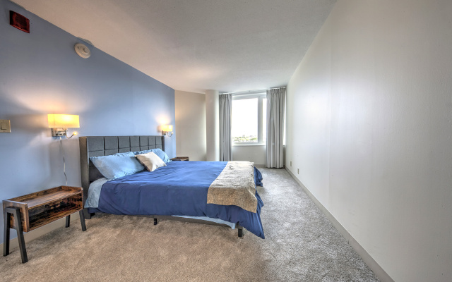 photo 5 of Upscale Apt with everything you need!