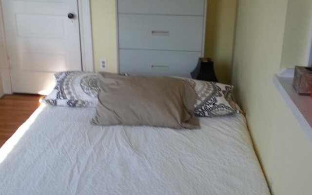 photo 3 of Uptown Triplex