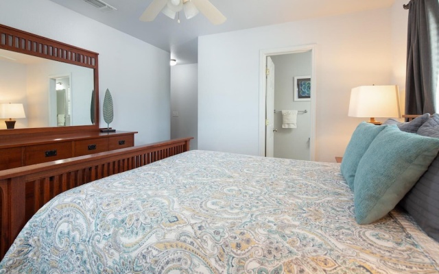 photo 3 of Urban Bungalow WW C301 2 Bedroom Condo by RedAwning