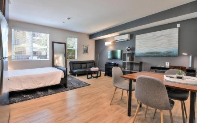 photo 4 of Urban Flat Apartments @ San Mateo