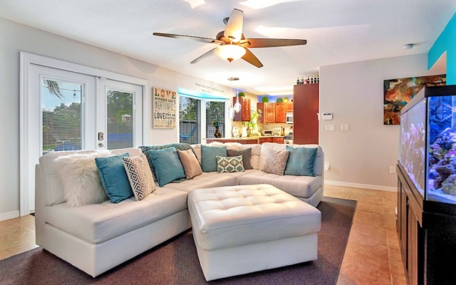 photo 2 of Urban Oasis W/hot Tub, Heated Pool And Private Movie Theater 2 Bedroom Home by RedAwning