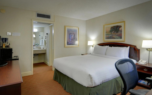 photo 4 of Vagabond Inn Executive San Francisco Airport