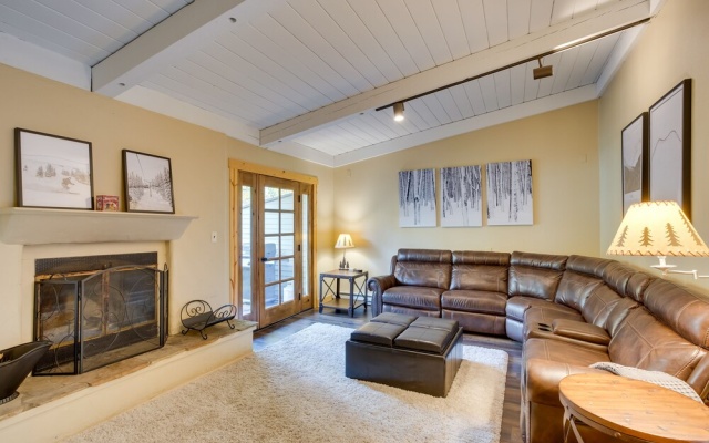 photo 2 of Vail Condo ~ 4 Mi to Vail Mountain Resort!