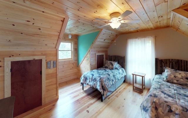 photo 5 of Valley Cabin - 4 Br Cabin