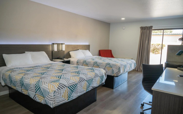 photo 3 of Motel 6 Soledad, CA