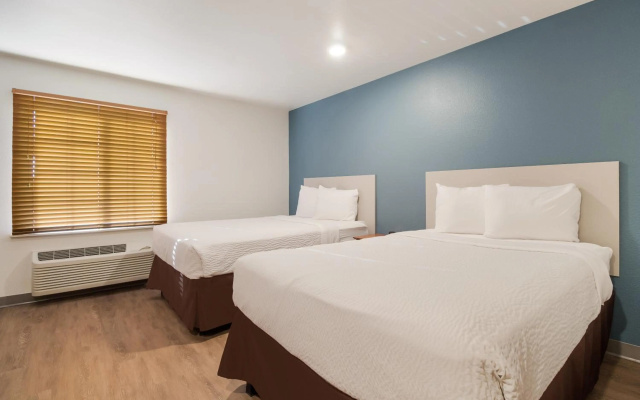 photo 3 of WoodSpring Suites Houston I-45 Airtex