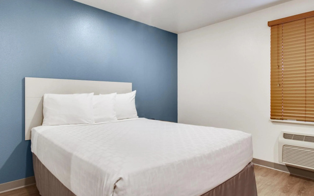 photo 4 of WoodSpring Suites Houston Westchase