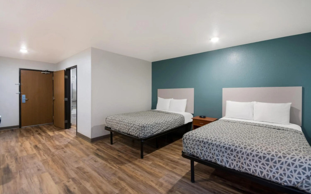 photo 2 of WoodSpring Suites Lexington