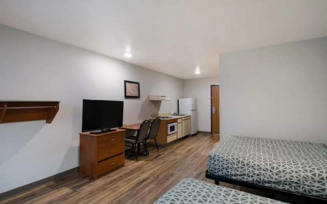 photo 4 of WoodSpring Suites Lexington