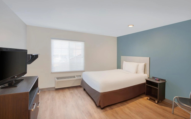 photo 3 of Extended Stay America Select Suites - Phoenix - North